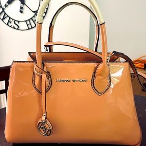 Adrienne Vittadini purse